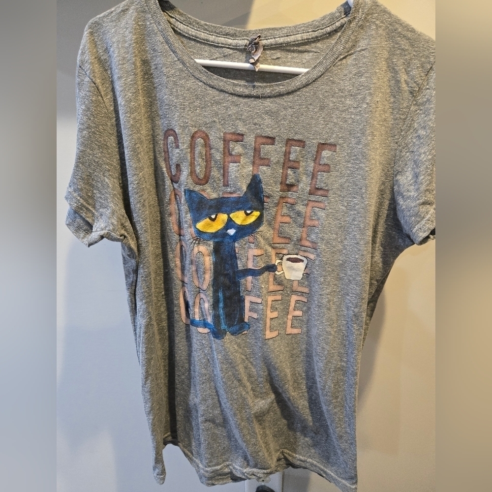 Pete the car COFFEE tshirt size xl